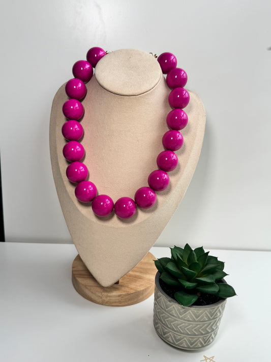 Chewing gum necklaces