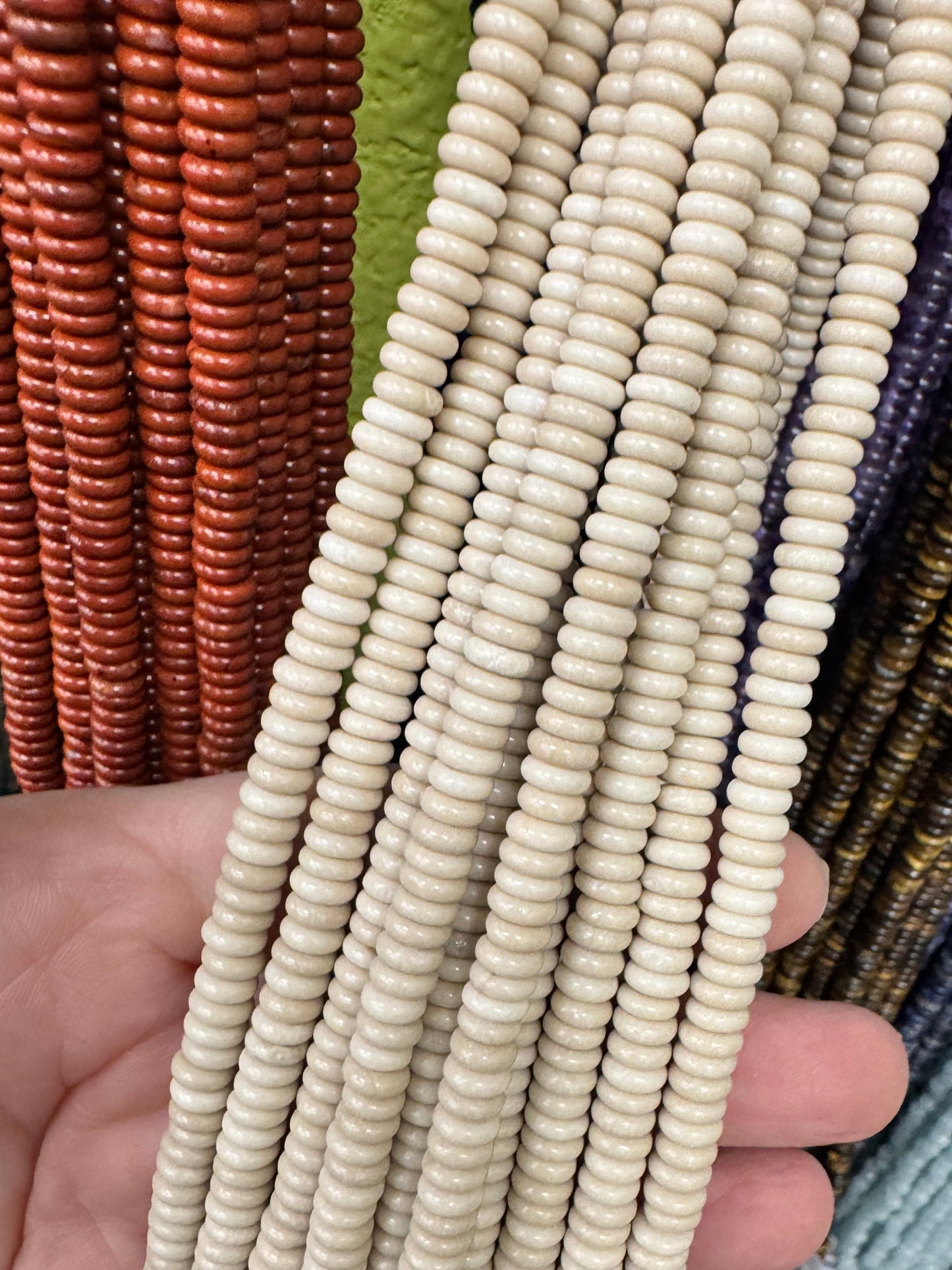 Natural aventurine 2x6mm