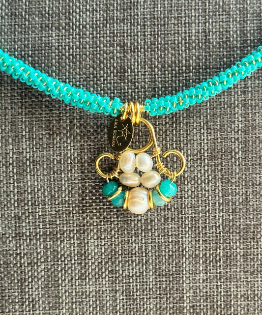 necklace | collar