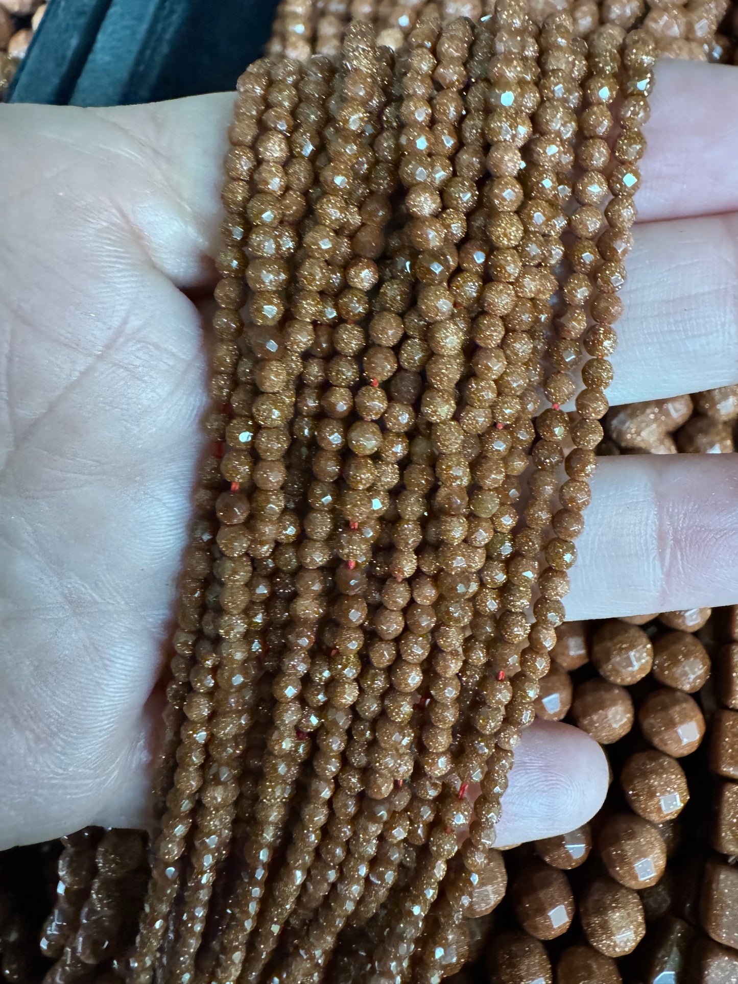 GOLD STONE | LLUVIA DE ORO | 3MM FT