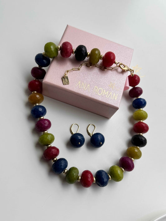 Donut type agate necklace