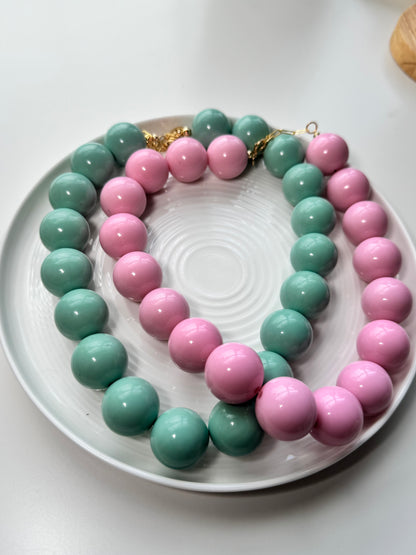 Chewing gum necklaces