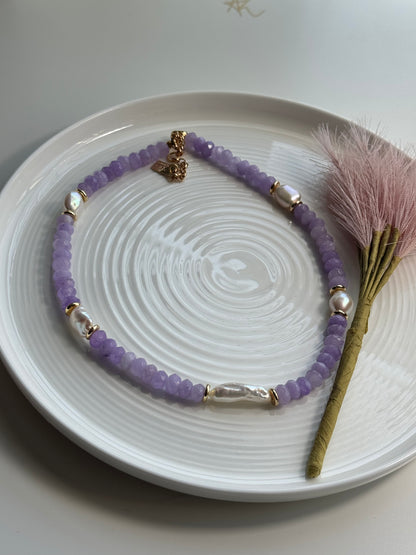 Agate necklace with pearls
