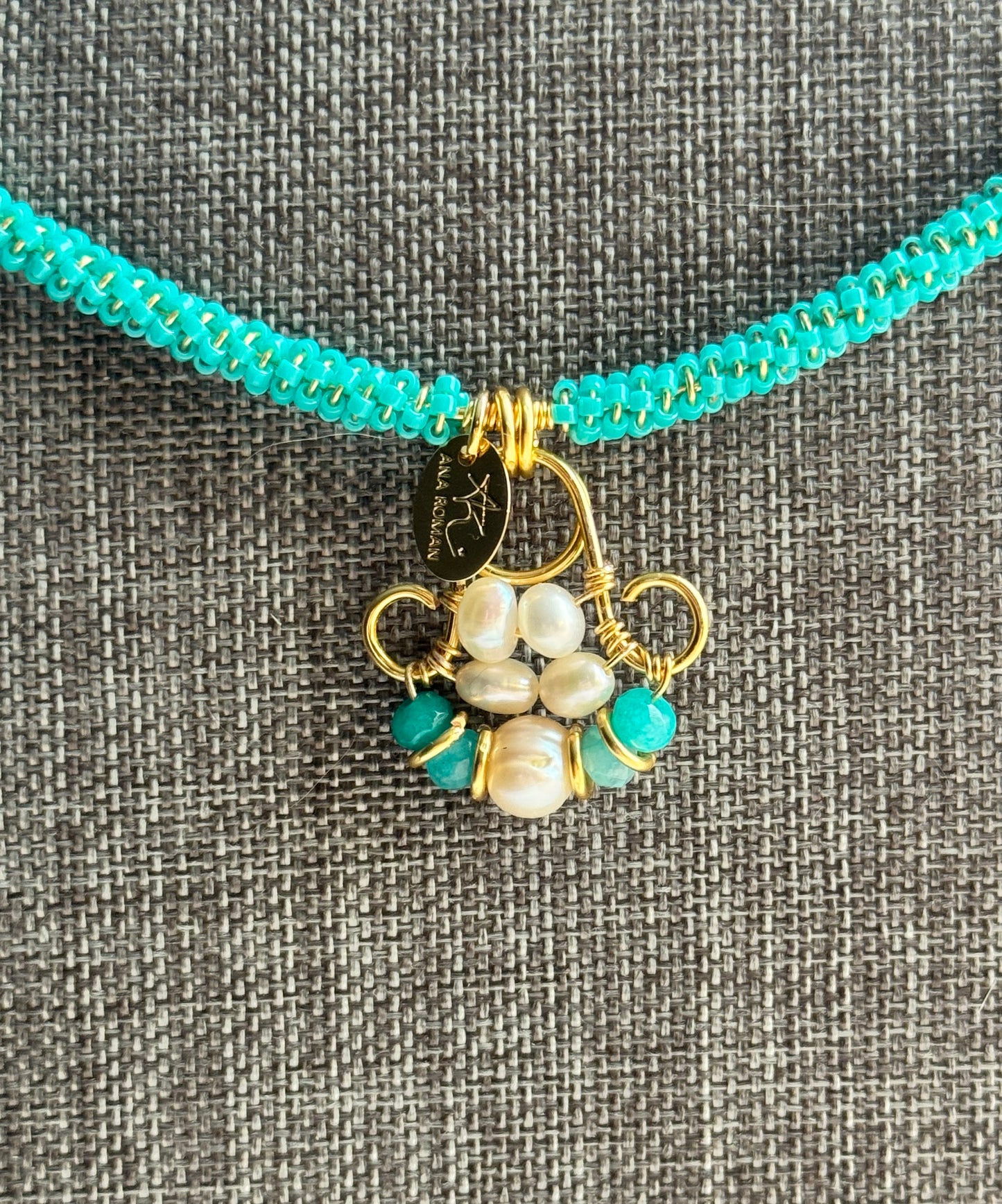 necklace | collar