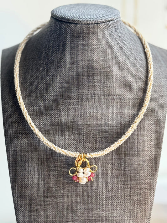 necklace | collar