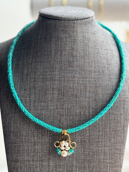 necklace | collar