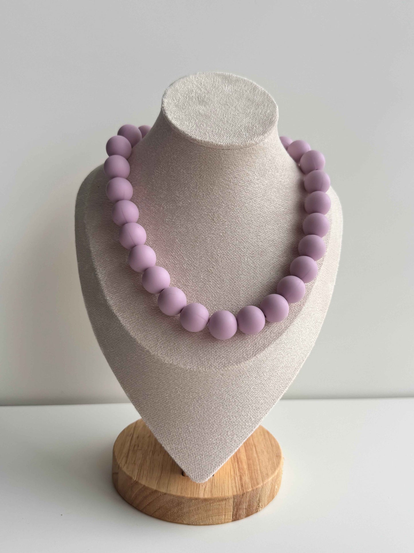 Chewing gum necklace