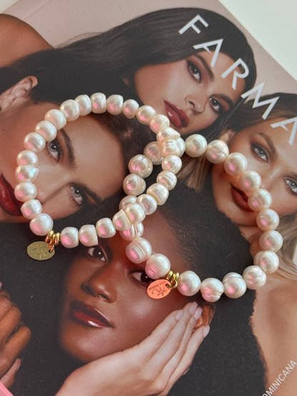 pearl bracelet