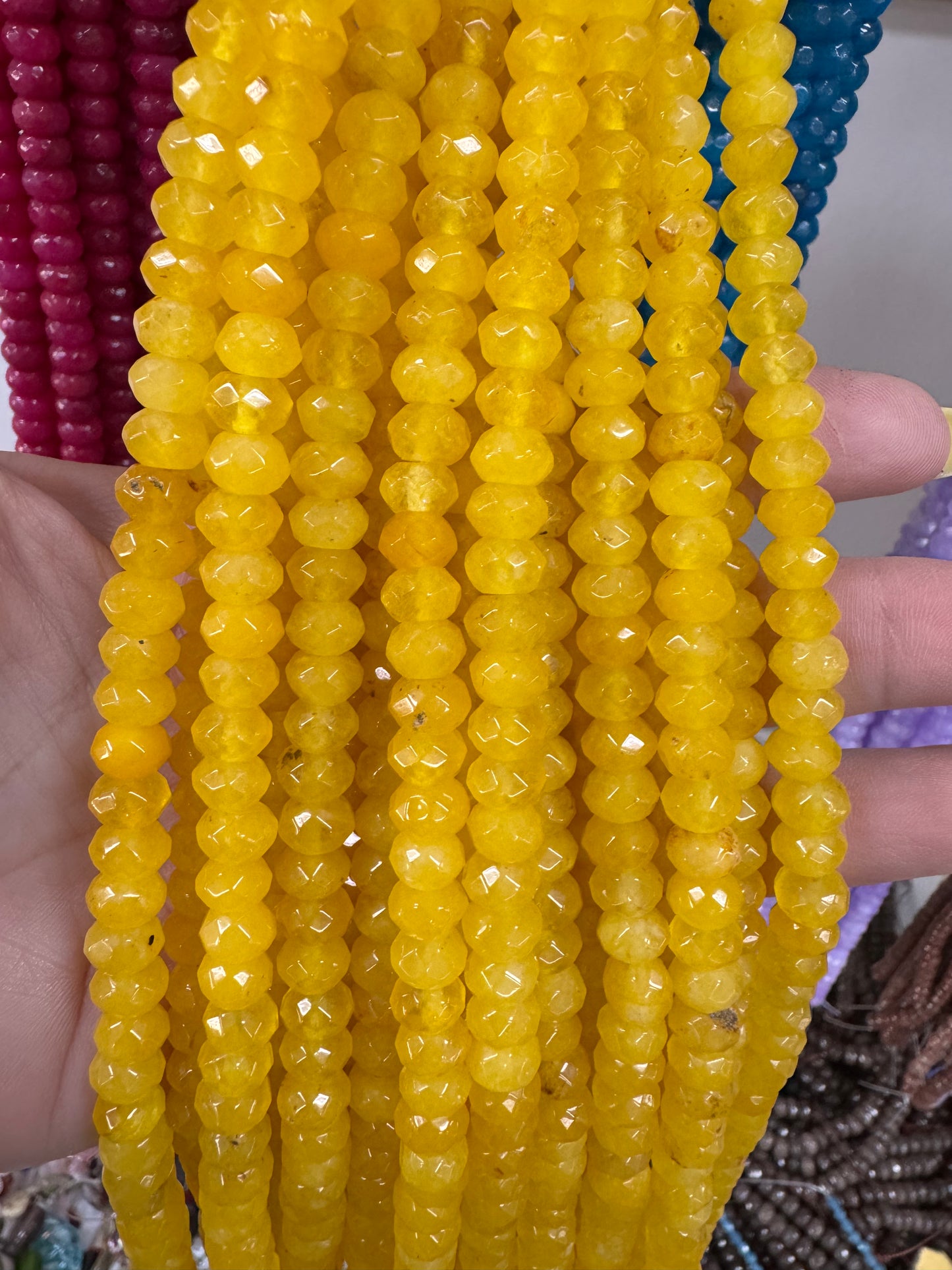 Donut type agate