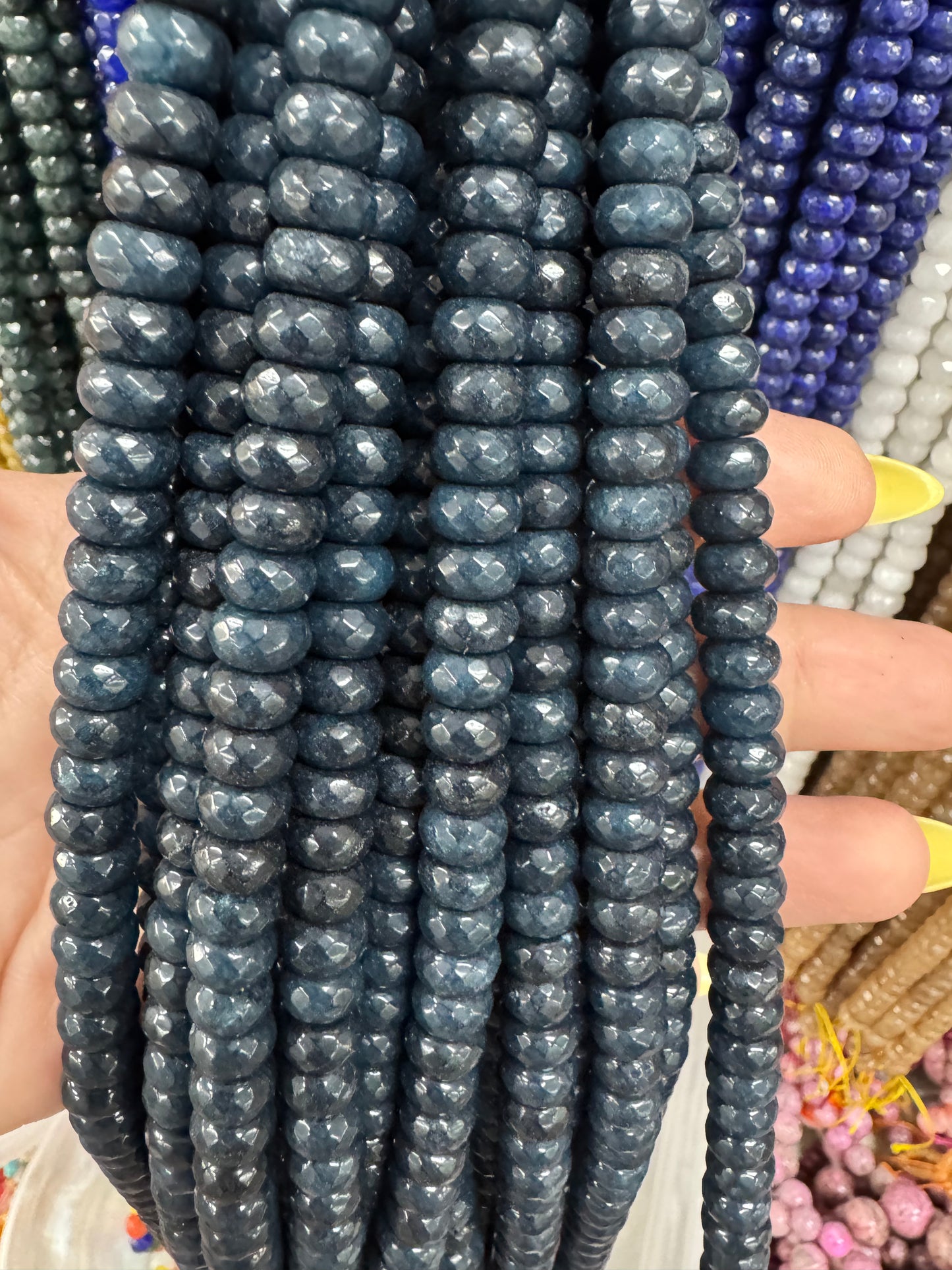 Donut type agate