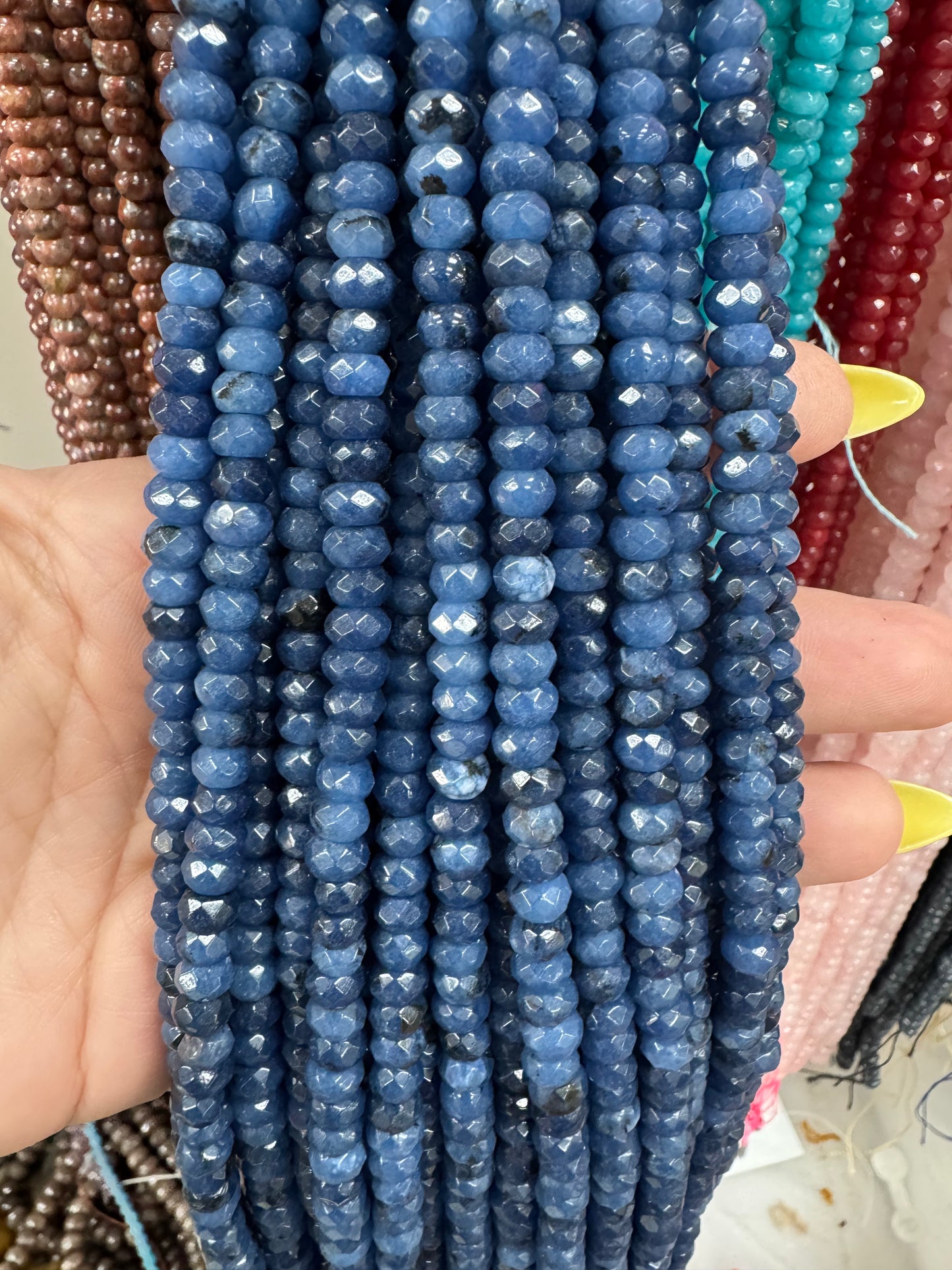 Donut type agate