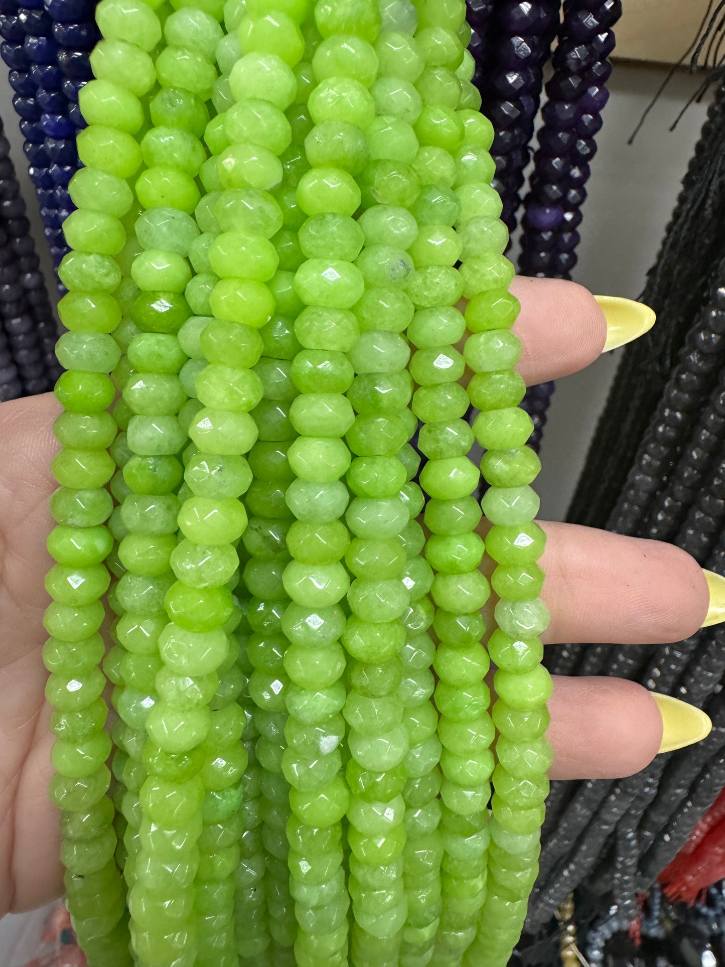 Donut type agate