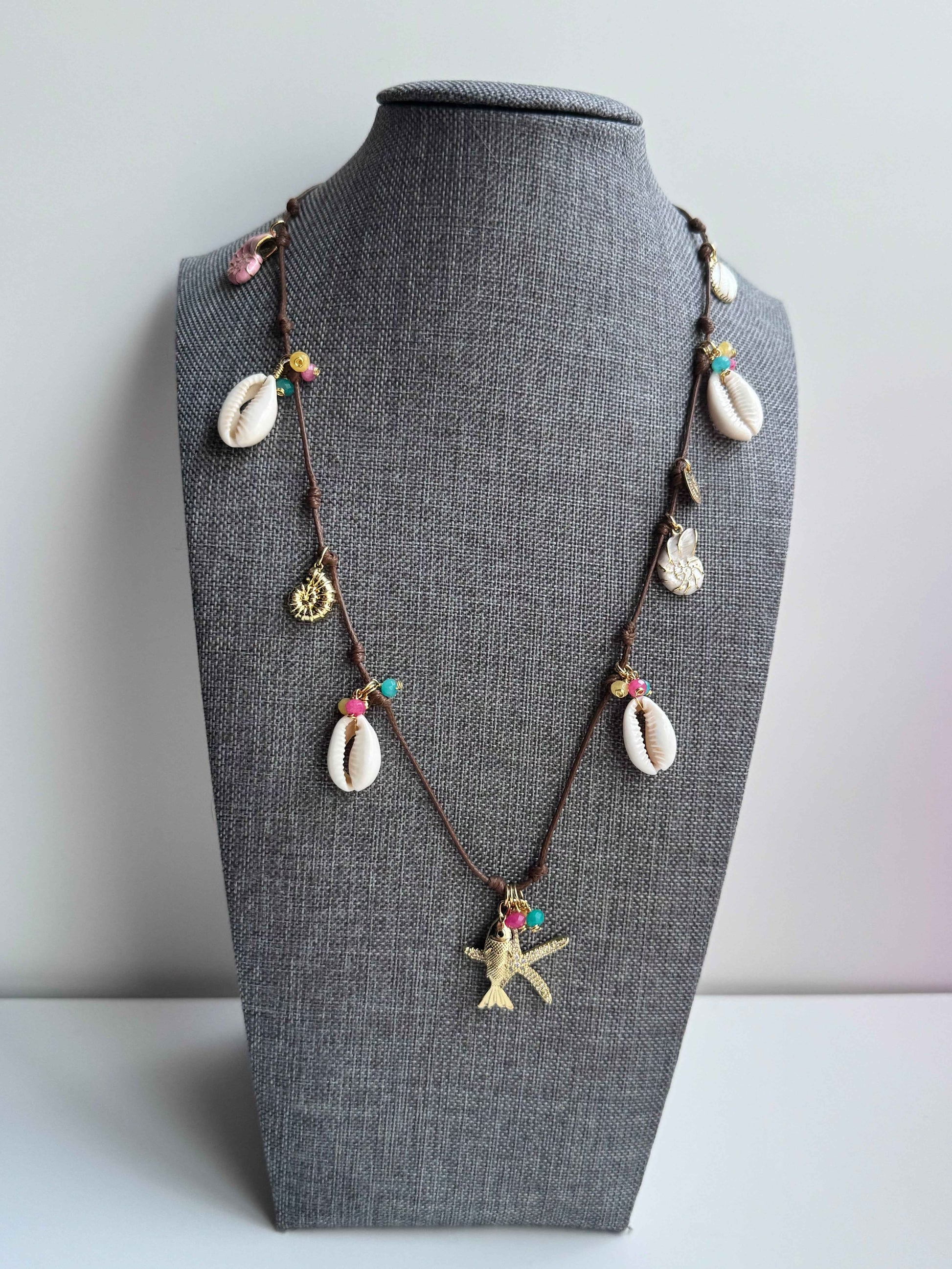 Marine necklace